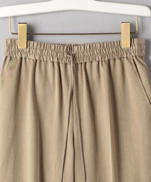 BEAUTY&YOUTH UNITED ARROWS（ビューティーアンドユースユナイテッドアローズ）の「BY サテンドローストリングパンツ2 -ウォッシャブル- ◆（その他パンツ・レディース・ブラウン/ベージュ/ライラック/ブラック・MEDIUM/SMALL/LARGE）」の14枚目の写真