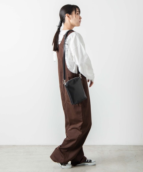 WEGO（ウィゴー）の「WEGO/フェイクレザーフラットショルダーバッグ（ショルダーバッグ・メンズ・ブラック/ブラック系その他・FREE）」の7枚目の写真