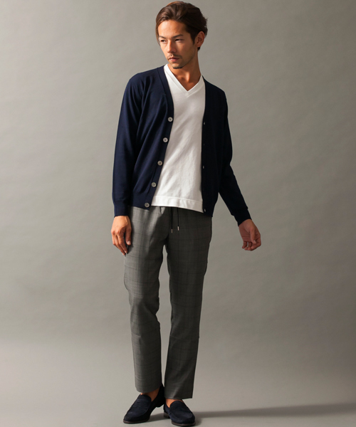 BEAUTY&YOUTH UNITED ARROWS（ビューティーアンドユースユナイテッドアローズ）の「BY イタリー ヤーン V カーディガン§◆（カーディガン/ボレロ・メンズ・ブラウン/ライトブルー/ブラック/グレー/ネイビー・LARGE/SMALL/MEDIUM/X-LARGE）」の18枚目の写真