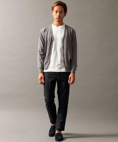 BEAUTY&YOUTH UNITED ARROWS（ビューティーアンドユースユナイテッドアローズ）の「BY イタリー ヤーン V カーディガン§◆（カーディガン/ボレロ・メンズ・ブラウン/ライトブルー/ブラック/グレー/ネイビー・LARGE/SMALL/MEDIUM/X-LARGE）」の20枚目の写真