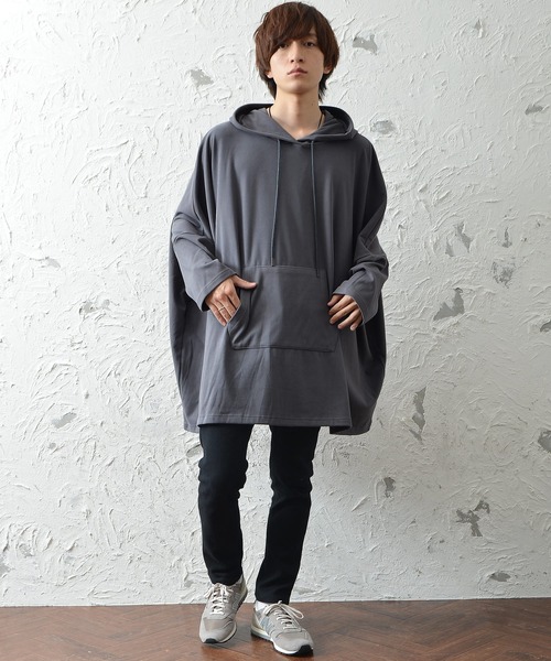 MinoriTY（マイノリティ）の「メンズスーパービッグポンチョパーカー（パーカー・メンズ・ブラック/チャコール/モカ・M/L）」の14枚目の写真