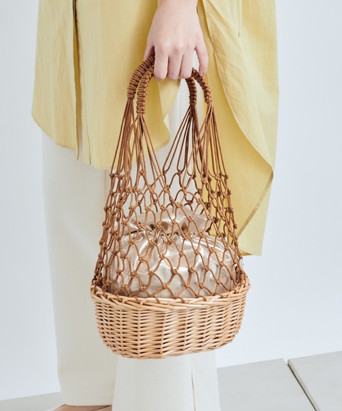 DouDou（ドゥドゥ）の「柳×マクラメ編みバッグ（トートバッグ・レディース・キナリ/ブラウン・FREE）」の4枚目の写真