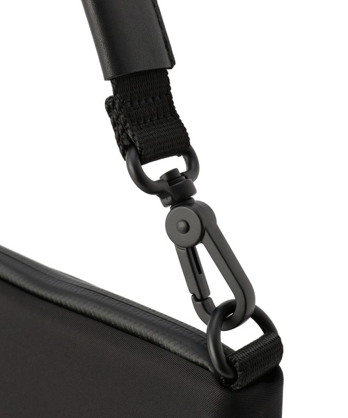 Cote&Ciel（コートエシエル）の「COTE&CIEL / ショルダーバッグ（トートバッグ・メンズ・ブラック・FREE）」の5枚目の写真