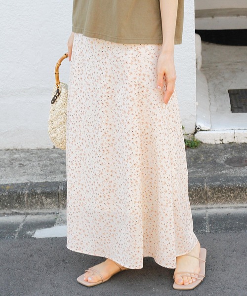 Crisp yours(クリスプユアーズ)の「フロートフレアスカート(スカート・レディース・ブラウン/アイボリー・FREE)」の7枚目の写真