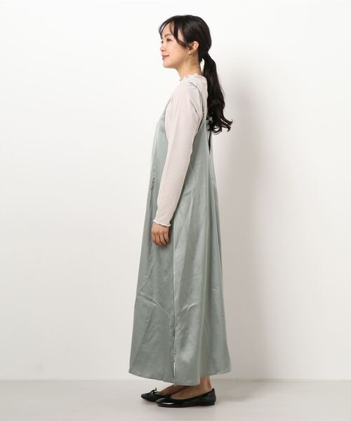 n'ee-ne（ネーネ）の「サテンワンピース+テレコインナー　セット（ワンピース・レディース・ベージュ/ブルー/グリーン/ネイビー・M）」の16枚目の写真