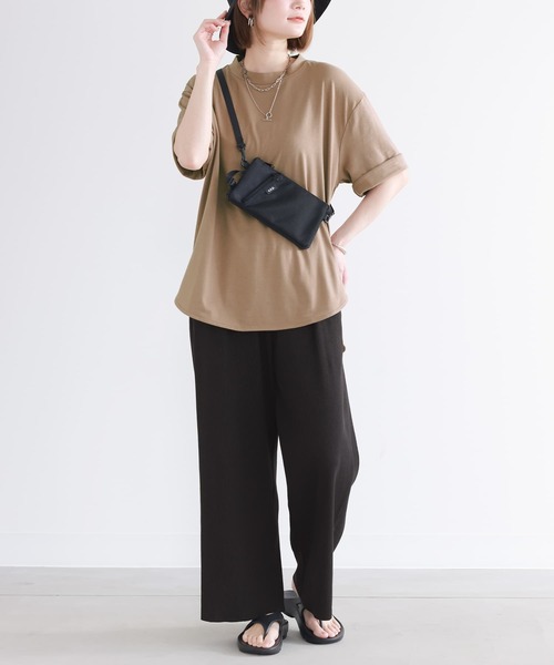 n'OrLABEL(ノアールレーベル)の「『モックネック×ラウンドヘムTシャツ』(Tシャツ/カットソー・レディース・ブラウン/オフホワイト/ブラック/パープル/チャコール/ライトカーキ/グレイッシュベージュ・2/1)」の22枚目の写真