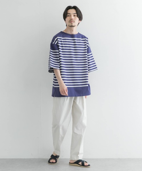 URBAN RESEARCH（アーバンリサーチ）の「リラックスボートネックボーダーショートスリーブ（Tシャツ/カットソー・メンズ・ブラック系その他/ホワイト系その他/ブルー系その他・MEDIUM/LARGE）」の16枚目の写真