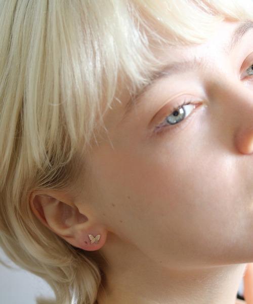 cui-cui（キュイキュイ）の「ゴールド バタフライ ピアス | K10YG