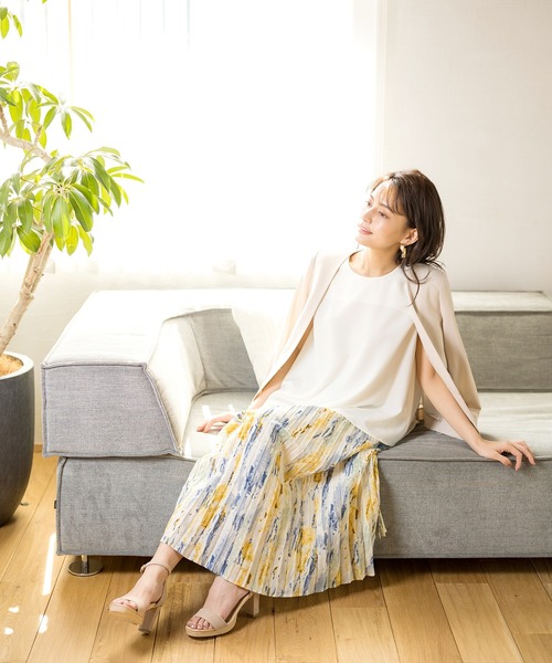 White Collection(ホワイトコレクション)の「【2021SS】ペイントプリント・ジョーゼットプリーツスカート(スカート・レディース・ベージュ/グリーン/ブルー・FREE)」の14枚目の写真