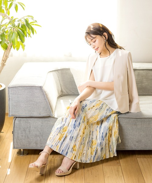 White Collection(ホワイトコレクション)の「【2021SS】ペイントプリント・ジョーゼットプリーツスカート(スカート・レディース・ベージュ/グリーン/ブルー・FREE)」の16枚目の写真