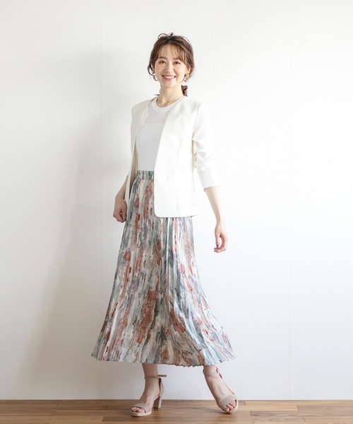 White Collection(ホワイトコレクション)の「【2021SS】ペイントプリント・ジョーゼットプリーツスカート(スカート・レディース・ベージュ/グリーン/ブルー・FREE)」の18枚目の写真