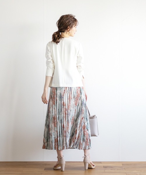 White Collection(ホワイトコレクション)の「【2021SS】ペイントプリント・ジョーゼットプリーツスカート(スカート・レディース・ベージュ/グリーン/ブルー・FREE)」の8枚目の写真