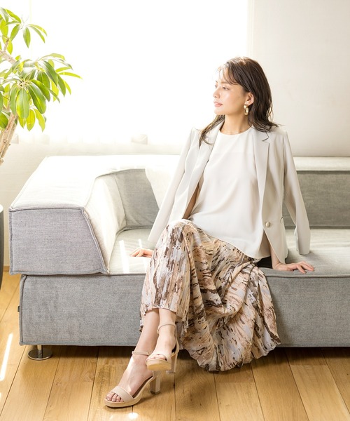 White Collection(ホワイトコレクション)の「【2021SS】ペイントプリント・ジョーゼットプリーツスカート(スカート・レディース・ベージュ/グリーン/ブルー・FREE)」の15枚目の写真