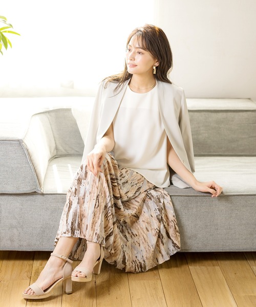 White Collection(ホワイトコレクション)の「【2021SS】ペイントプリント・ジョーゼットプリーツスカート(スカート・レディース・ベージュ/グリーン/ブルー・FREE)」の19枚目の写真