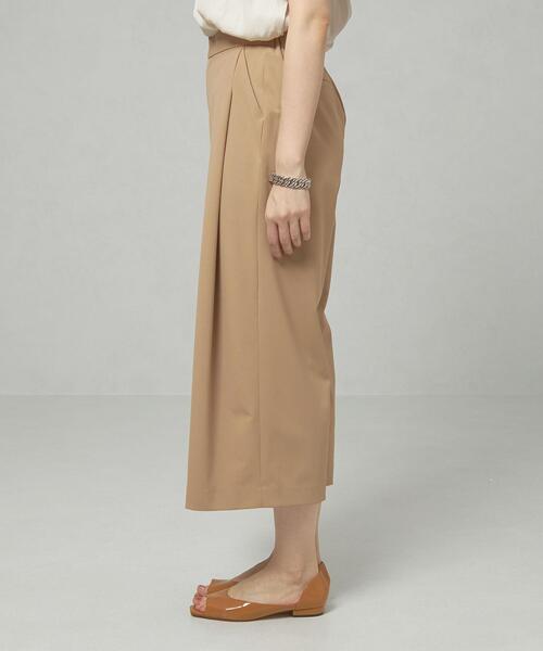 closet story（クローゼットストーリー）の「＜closet story＞□CSC タック クロップド パンツ -手洗い可能-（その他パンツ・レディース・ベージュ/ネイビー・FREE）」の4枚目の写真