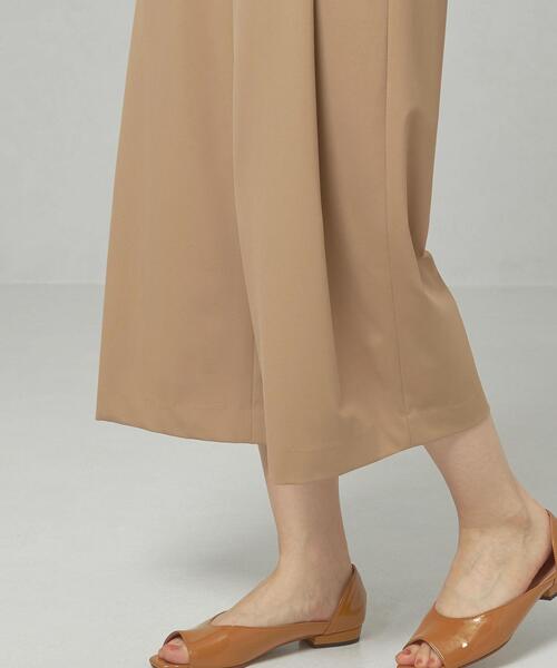 closet story（クローゼットストーリー）の「＜closet story＞□CSC タック クロップド パンツ -手洗い可能-（その他パンツ・レディース・ベージュ/ネイビー・FREE）」の9枚目の写真