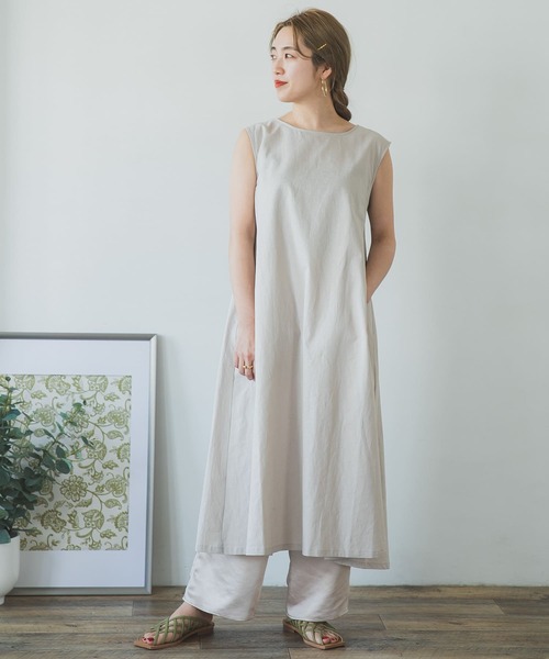 ITEMS URBANRESEARCH（アイテムズ アーバンリサーチ）の「綿麻テントラインワンピース（ワンピース・レディース・チャコールグレー/ベージュ/ブラウン・FREE）」の14枚目の写真