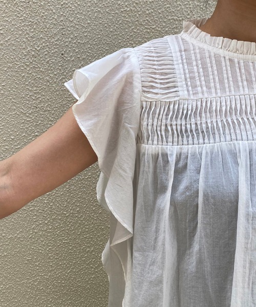 CAPRICIEUX LE'MAGE（カプリシューレマージュ）の「ピンタック袖フリルブラウス（シャツ/ブラウス・レディース・オフホワイト/チャコールグレー/カーキ・FREE）」の16枚目の写真