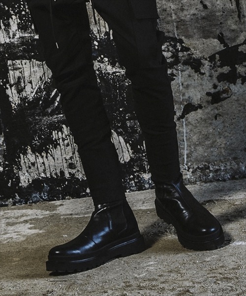 NO ID.（ノーアイディ）の「【NO ID.】Side Gore Long Boots / サイド ゴア ロング ブーツ ◇（ブーツ・メンズ・レッド/ブラック/その他4・42(27.5cm/44(28.5cm)/40(25.5cm）」の2枚目の写真