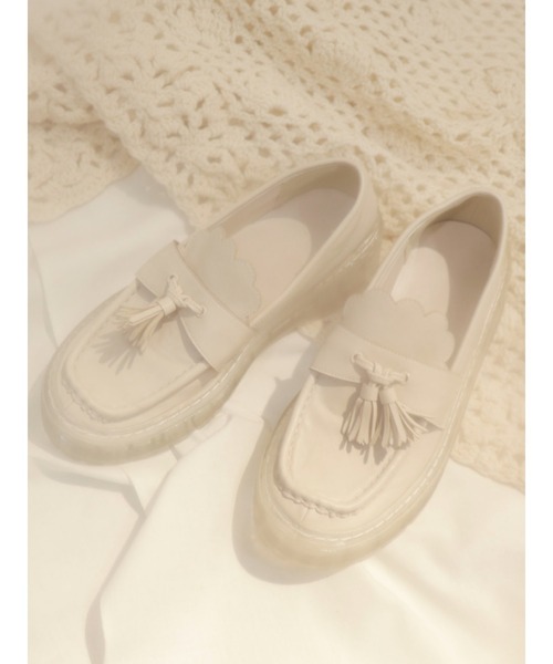 merry jenny（メリージェニー）の「スカラップラバーソールローファー（ローファー・レディース・ブラック/アイボリー・MEDIUM/LARGE）」の14枚目の写真