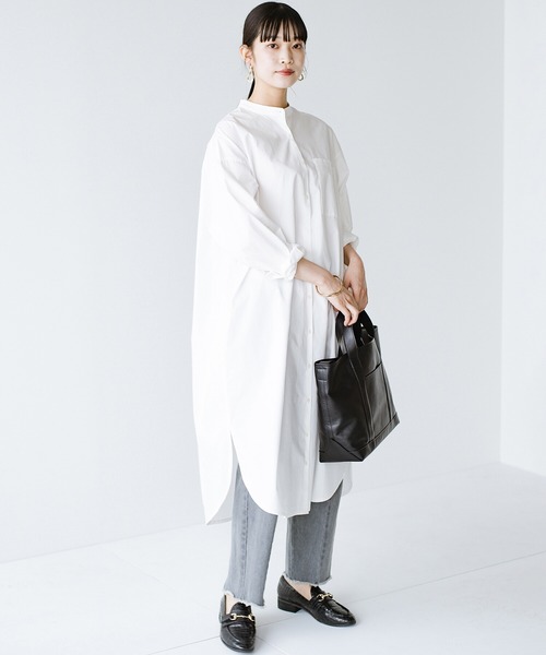 haco!（ハコ）の「季節の変わり目の羽織にもニットやスウェットとの重ね着にも長い季節使えて便利なバンドカラーシャツワンピース（シャツワンピース・レディース・ホワイト/チェック・SMALL/MEDIUM/LARGE/X-LARGE）」の9枚目の写真