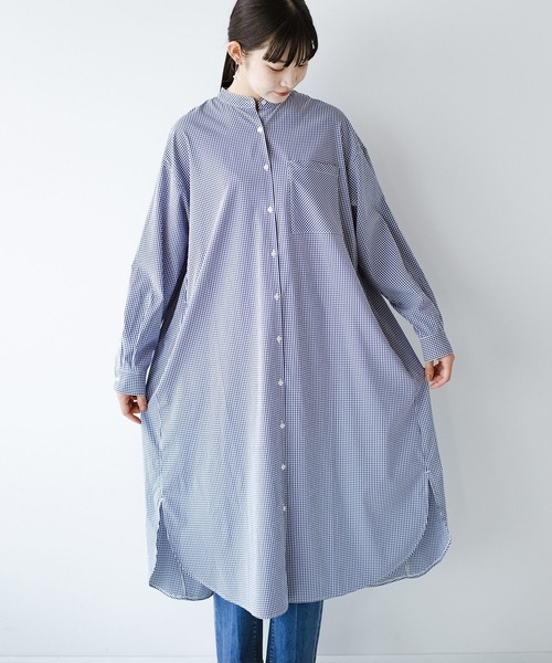haco!（ハコ）の「季節の変わり目の羽織にもニットやスウェットとの重ね着にも長い季節使えて便利なバンドカラーシャツワンピース（シャツワンピース・レディース・ホワイト/チェック・SMALL/MEDIUM/LARGE/X-LARGE）」の17枚目の写真
