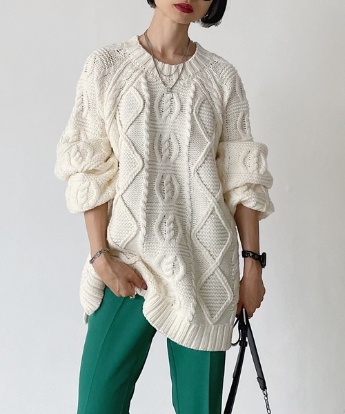 PAGEBOY（ページボーイ）の「ケーブルクルーBIGプルオーバー（ニット/セーター・レディース・オフホワイト/ブラック/ブラウン/オリーブ・FREE）」の2枚目の写真