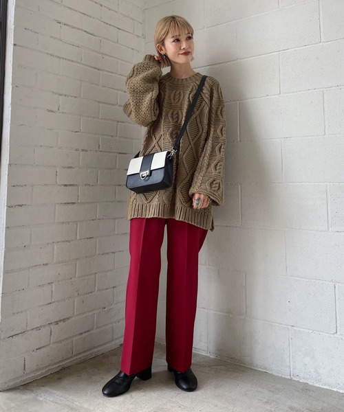 PAGEBOY（ページボーイ）の「ケーブルクルーBIGプルオーバー（ニット/セーター・レディース・オフホワイト/ブラック/ブラウン/オリーブ・FREE）」の13枚目の写真