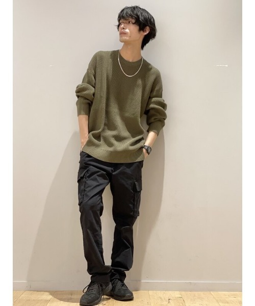 GAP（ギャップ）の「オーバーサイズ シェイカー セーター（ニット/セーター・メンズ・アイボリー/ブラック/ベージュ/カーキ/グレー/レッド・L/XS/S/M/XL）」の14枚目の写真