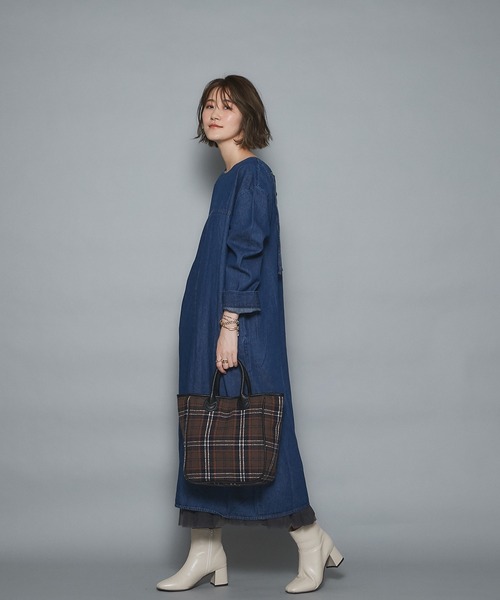 un dix cors（アンディコール）の「前後楽しめる 2wayレースアップデニムワンピース（ワンピース・レディース・ブルー/ネイビー・FREE）」の18枚目の写真