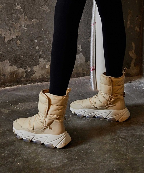 ASH(アッシュ)の「【EMY】パフィーチャンキーブーツ(ブーツ・レディース・ブラック/ベージュ・35/36/37/38/39/40)」の17枚目の写真