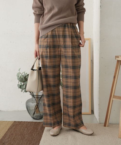URBAN RESEARCH DOORS（アーバンリサーチドアーズ）の「チェックウエストタックイージーパンツ（その他パンツ・レディース・ブラウン系その他/ベージュ系その他・ONE）」の10枚目の写真
