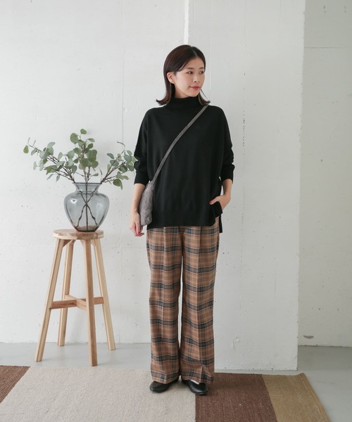 URBAN RESEARCH DOORS（アーバンリサーチドアーズ）の「チェックウエストタックイージーパンツ（その他パンツ・レディース・ブラウン系その他/ベージュ系その他・ONE）」の14枚目の写真