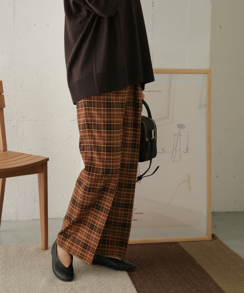 URBAN RESEARCH DOORS（アーバンリサーチドアーズ）の「チェックウエストタックイージーパンツ（その他パンツ・レディース・ブラウン系その他/ベージュ系その他・ONE）」の11枚目の写真