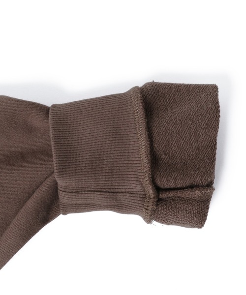 GLAZOS（グラソス）の「裏毛・USAコットンドロップショルダーフェイクレイヤードトレーナー（スウェット・キッズ・ライトベージュ/ブルー/チャコールグレー/ライトカーキ/ブラウン・160cm/130cm/170cm/150cm/140cm）」の21枚目の写真