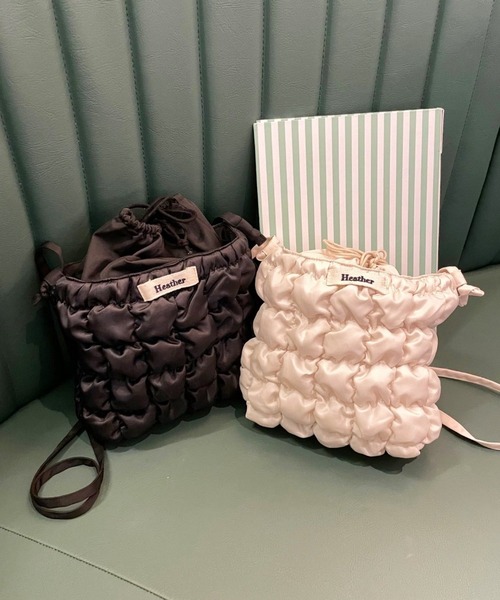 Heather（ヘザー）の「あいねねキルティングショルダーバッグ 257767（ショルダーバッグ・レディース・ブラック/ベージュ・ONE SIZE）」の7枚目の写真