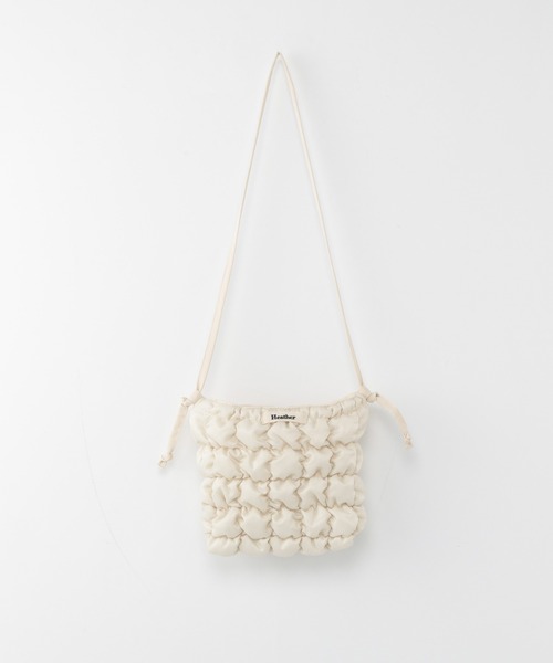 Heather（ヘザー）の「あいねねキルティングショルダーバッグ 257767（ショルダーバッグ・レディース・ブラック/ベージュ・ONE SIZE）」の4枚目の写真