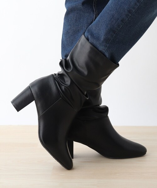 DRESKIP(ドレスキップ)の「◆ミドル丈ギャザーブーツ(ブーツ・レディース・ブラック/ベージュ・35/55/45)」の3枚目の写真