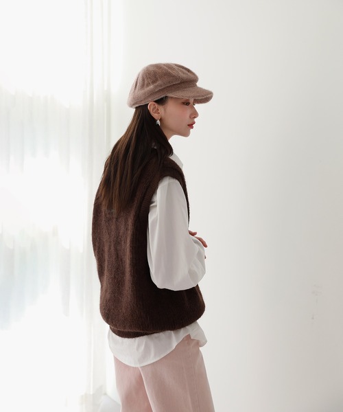 by muni:r（バイ ムニール）の「ベーシック オーバーフィット Vネック リブベスト（ベスト・レディース・ベージュ/ブラウン/グレー/ブルー・FREE）」の19枚目の写真