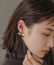 フラワーメタルピアス