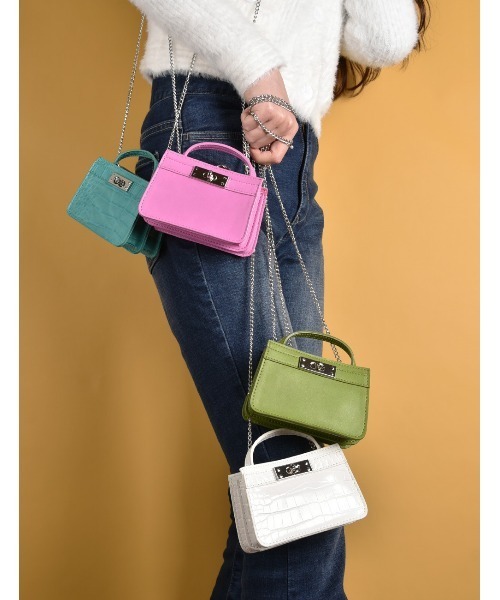 MONICA（モニカ）の「マイクロチェーンバッグ（ショルダーバッグ・レディース・ホワイト/ブラック/ベージュ/ブラウン/グレー/ピンク/イエロー/ブルー/グリーン/ライトピンク/オレンジ/パープル/グリーン系その他/ブラック系その他・FREE）」の8枚目の写真