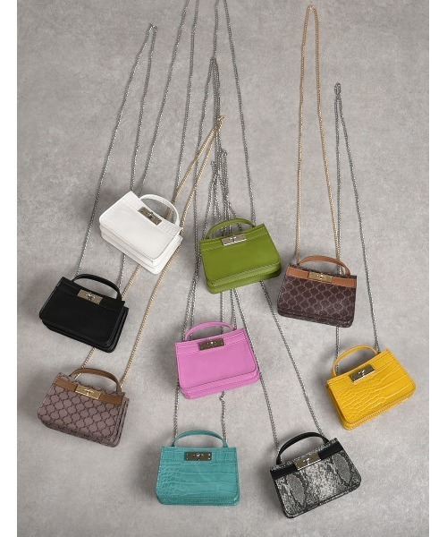 MONICA（モニカ）の「マイクロチェーンバッグ（ショルダーバッグ・レディース・ホワイト/ブラック/ベージュ/ブラウン/グレー/ピンク/イエロー/ブルー/グリーン/ライトピンク/オレンジ/パープル/グリーン系その他/ブラック系その他・FREE）」の16枚目の写真