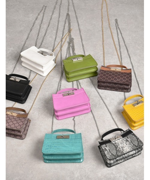 MONICA（モニカ）の「マイクロチェーンバッグ（ショルダーバッグ・レディース・ホワイト/ブラック/ベージュ/ブラウン/グレー/ピンク/イエロー/ブルー/グリーン/ライトピンク/オレンジ/パープル/グリーン系その他/ブラック系その他・FREE）」の17枚目の写真