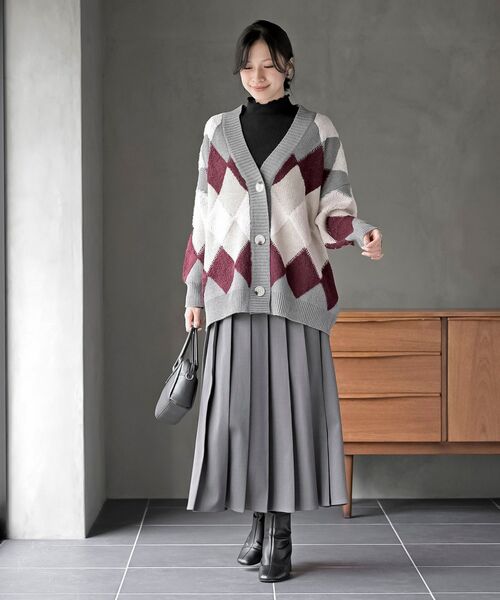 rps（アールピーエス）の「サガラアーガイルニットカーディガン（カーディガン/ボレロ・レディース・チャコールグレー/アイボリー/ネイビー/オフホワイト/ベージュ系その他/グリーン/ボルドー・M/フリー）」の17枚目の写真