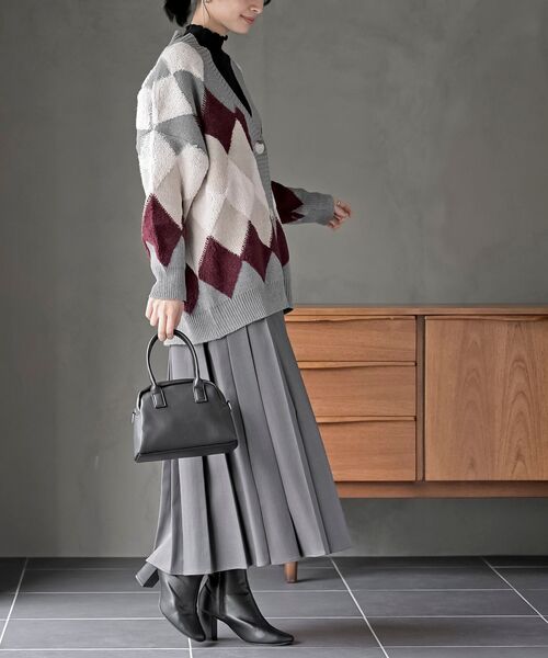 rps（アールピーエス）の「サガラアーガイルニットカーディガン（カーディガン/ボレロ・レディース・チャコールグレー/アイボリー/ネイビー/オフホワイト/ベージュ系その他/グリーン/ボルドー・M/フリー）」の20枚目の写真