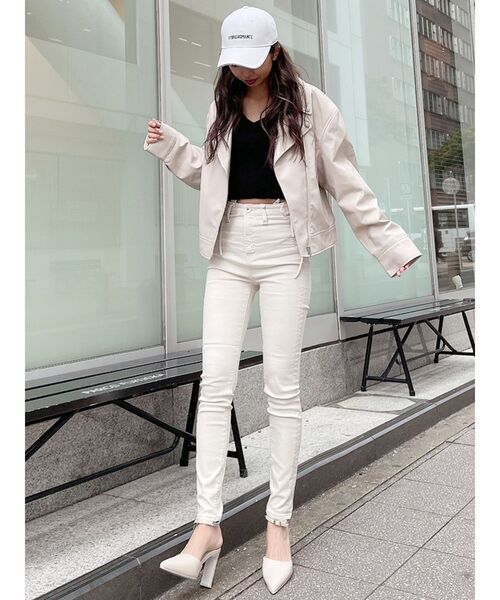 GYDA（ジェイダ）の「Vネックオフショルリブニット トップス（ニット/セーター・レディース・オフホワイト/ブラック・FREE）」の13枚目の写真