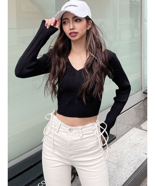 GYDA（ジェイダ）の「Vネックオフショルリブニット トップス（ニット/セーター・レディース・オフホワイト/ブラック・FREE）」の15枚目の写真