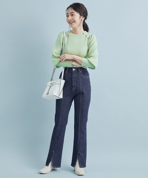 VIS（ビス）の「袖コンシャスきらっとメタル釦リブプルオーバー（ニット/セーター・レディース・ブラック/ライトグリーン/ラベンダー/キナリ・S/M）」の7枚目の写真