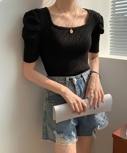 CLEA（クレア）の「スクエアネックパフスリーブリブトップス（Tシャツ/カットソー・レディース・ホワイト/ブラック/イエロー・FREE）」の16枚目の写真