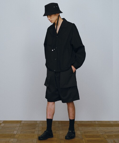 JOSEPH STUDIO（ジョゼフストゥディオ）の「ナイロンサージ　ショートパンツ（その他パンツ・メンズ・グリーン系/ブラック系・6/8）」の16枚目の写真